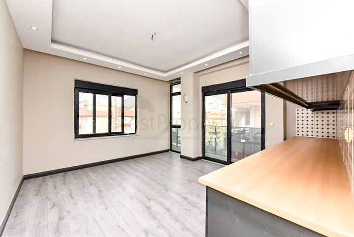 3+1 apartment with separate kitchen in the center of Alanya