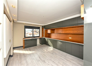 3+1 apartment with separate kitchen in the center of Alanya