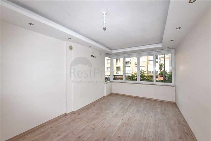 Large 3+1 apartment in the center of Alanya 