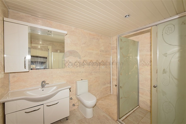 Large 3+1 apartment in the center of Alanya 