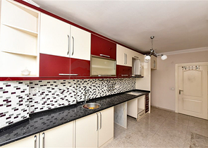 Large 3+1 apartment in the center of Alanya 