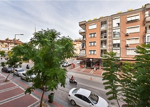 Large 3+1 apartment in the center of Alanya 