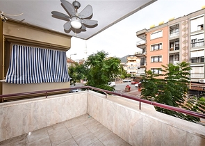Large 3+1 apartment in the center of Alanya 