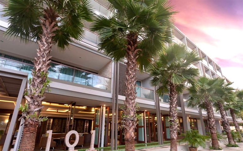 Exclusive residential complex with developed infrastructure