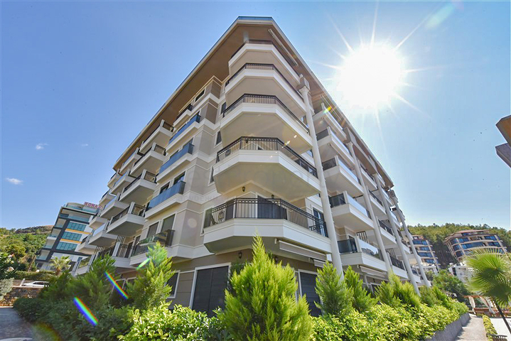 One-bedroom apartment with sea view