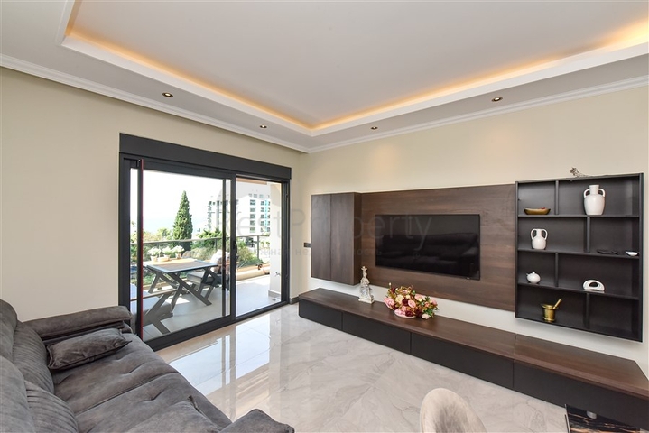 One-bedroom apartment with sea view