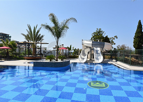 One-bedroom apartment with sea view