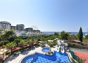 One-bedroom apartment with sea view