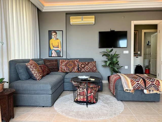1+1 apartment in the center of Alanya