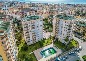 1+1 apartment in the center of Alanya