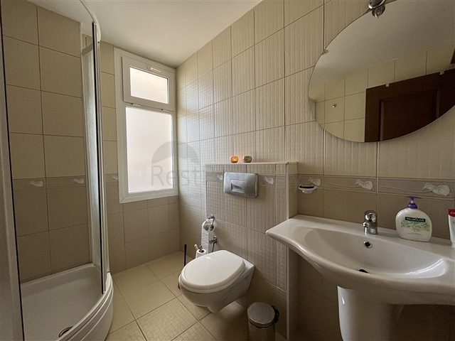 A 2+1 apartment in a complex with a family concept in the Tosmur area.