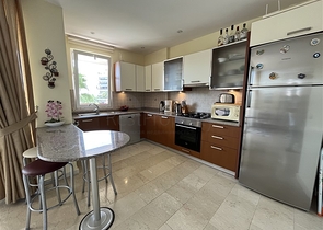 A 2+1 apartment in a complex with a family concept in the Tosmur area.