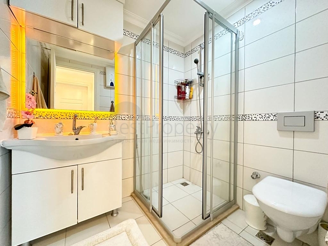 Spacious 2+1 apartment in Mahmutlar district