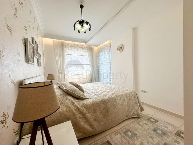 Spacious 2+1 apartment in Mahmutlar district
