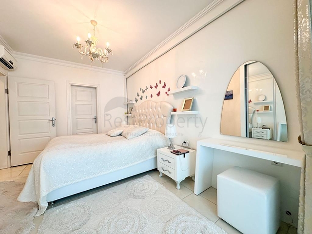 Spacious 2+1 apartment in Mahmutlar district