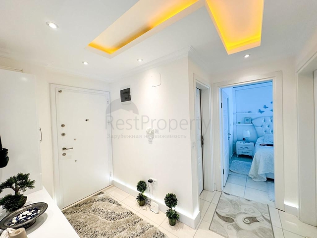 Spacious 2+1 apartment in Mahmutlar district