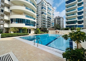 Spacious 2+1 apartment in Mahmutlar district