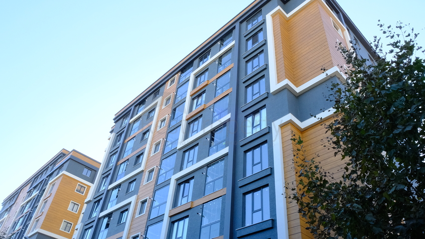 2+1 apartment in a new residential complex 2 minutes from the metro.