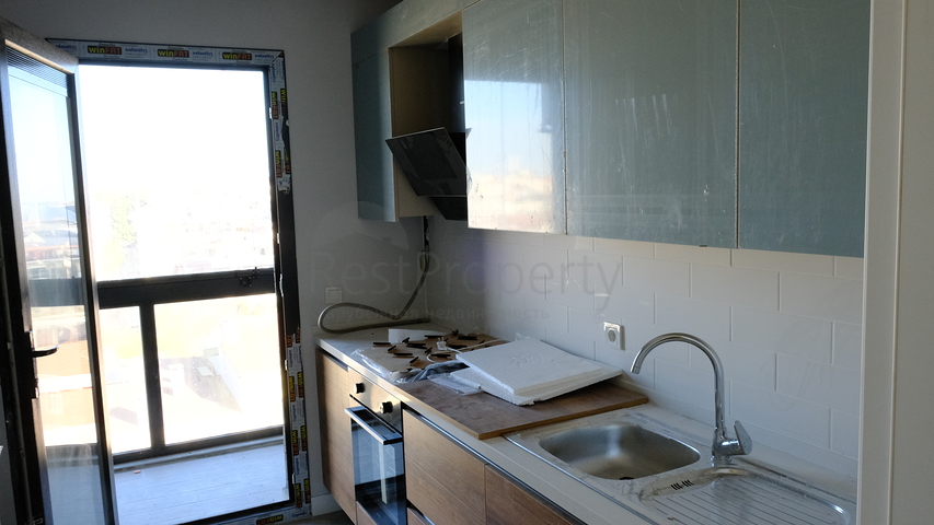 2+1 apartment in a new residential complex 2 minutes from the metro.