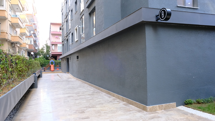 2+1 apartment in a new residential complex 2 minutes from the metro.