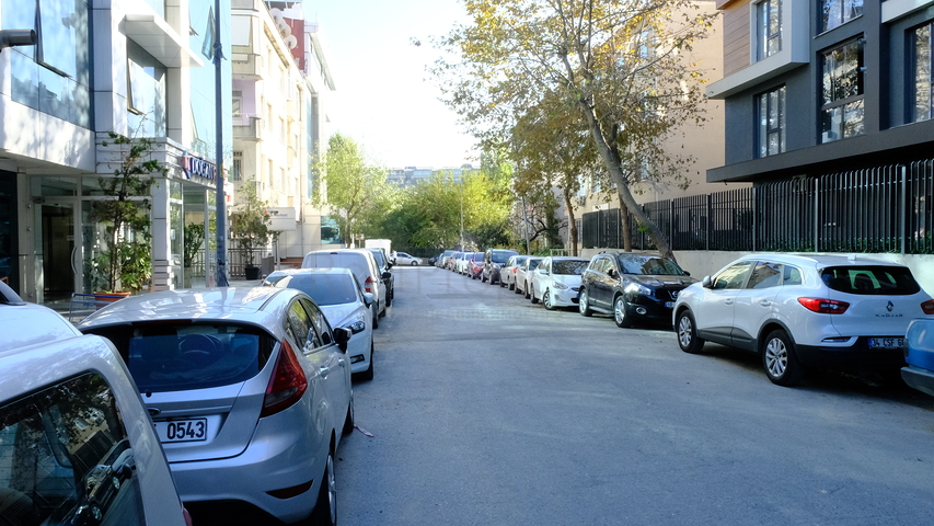 2+1 apartment in a new residential complex 2 minutes from the metro.