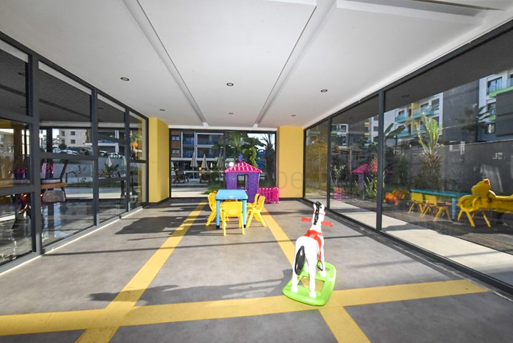 1+1 apartment for rent in a new complex in Kargicak district