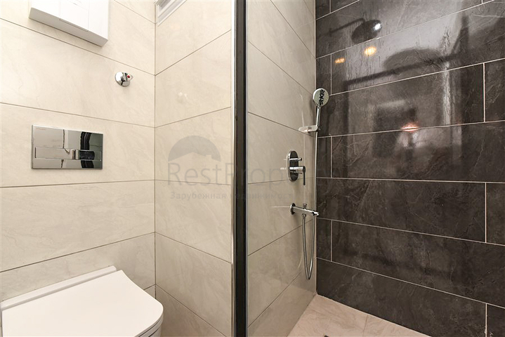 1+1 apartment for rent in a new complex in Kargicak district