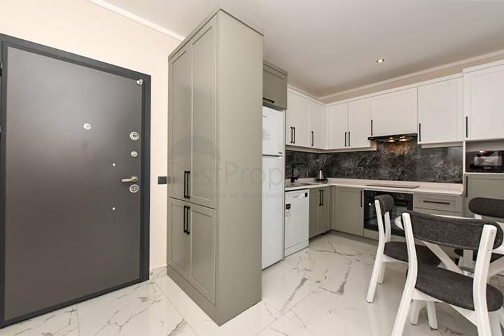 1+1 apartment for rent in a new complex in Kargicak district