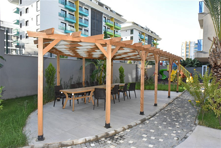 1+1 apartment for rent in a new complex in Kargicak district