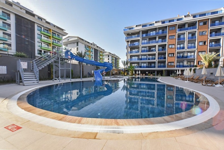 1+1 apartment for rent in a new complex in Kargicak district