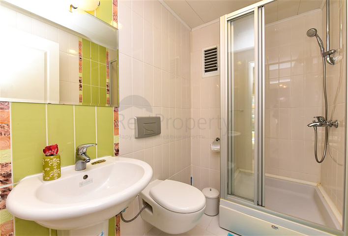 Large 2+1 apartment in Mahmutlar district 