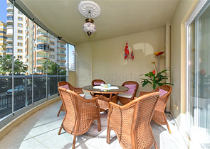 Large 2+1 apartment in Mahmutlar district 