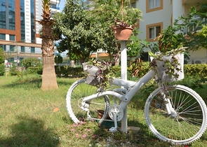 Large 2+1 apartment in Mahmutlar district 