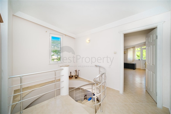 2+1 penthouse with sea view