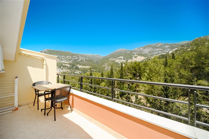 2+1 penthouse with sea view