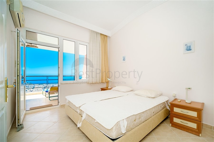 2+1 penthouse with sea view