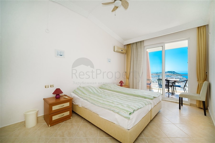 2+1 penthouse with sea view