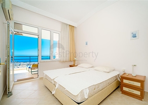 2+1 penthouse with sea view