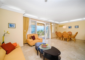 A 2+1 apartment with the best view characteristics in Alanya.