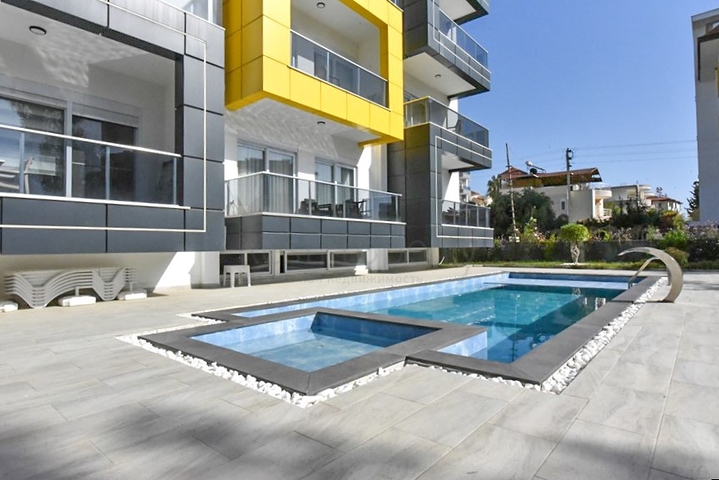 Furnished 1+1 Apartment in Avsallar with Pool & Sauna, 1.5 km from the Sea