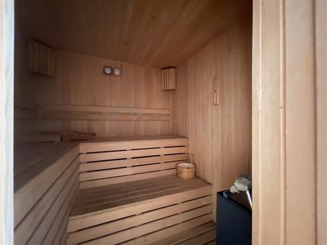 Apartment 3+1 with residence permit in Tosmur district