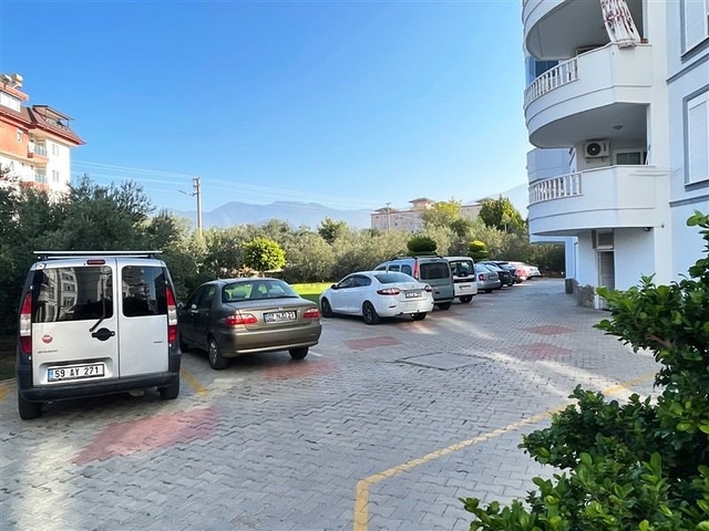 Apartment 3+1 with residence permit in Tosmur district