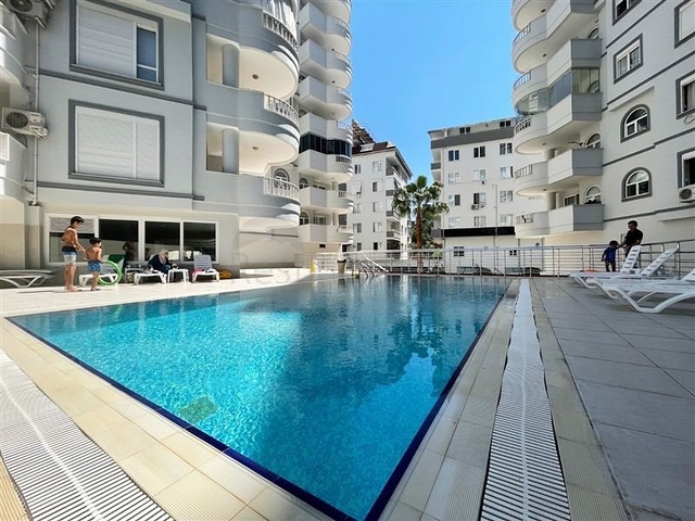 Apartment 3+1 with residence permit in Tosmur district