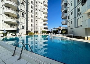 Apartment 3+1 with residence permit in Tosmur district