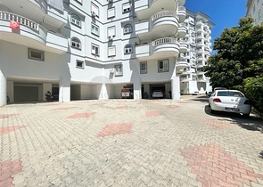 Apartment 3+1 with residence permit in Tosmur district