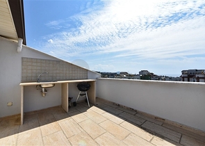 Apartment 3+1 with residence permit in Tosmur district