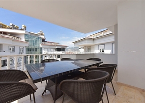 Apartment 3+1 with residence permit in Tosmur district