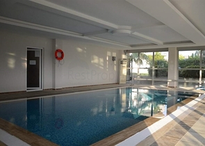 3+1 apartment in Tosmur area 50m from the sea.