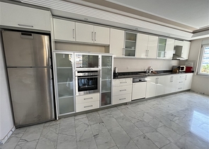 3+1 apartment in Tosmur area 50m from the sea.