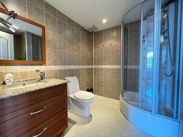 2+1 apartment with panoramic mountain views in Tosmur area